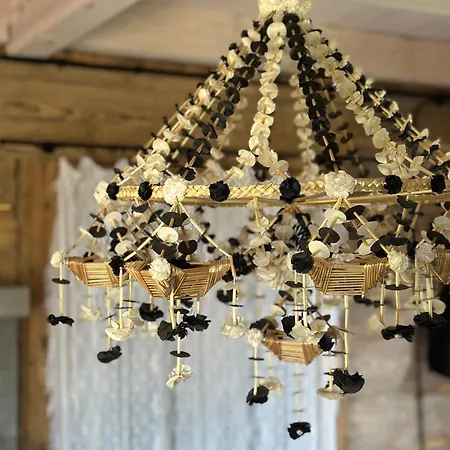 Dom W Sadzie シャレー