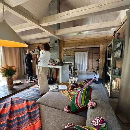 シャレー Dom W Sadzie *