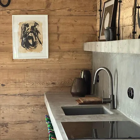 Dom W Sadzie シャレー *